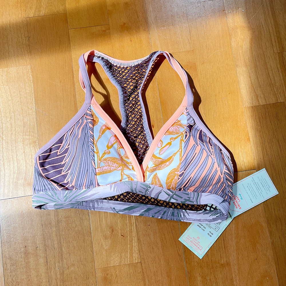 Maaji NWT XL bathing suit top